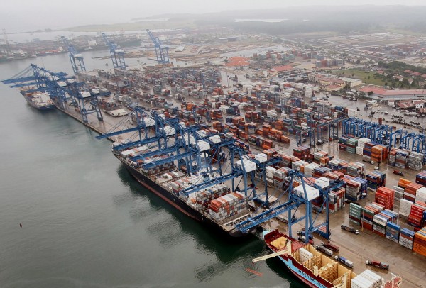 Puerto de Manzanillo crece 7,3% en movimiento de carga en 2015
